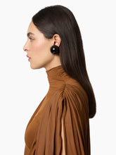 Charger l'image dans la galerie, Lacquered Sphere Ear Clips - Nina Ricci