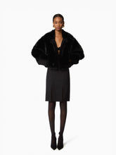 Cargar imagen en el visor de la galería, Boxy Faux Fur Coat - Nina Ricci