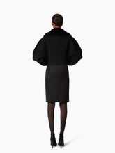 Cargar imagen en el visor de la galería, Boxy Faux Fur Coat - Nina Ricci