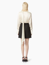 Charger l'image dans la galerie, SATIN LAVALIERE SHIRT - Nina Ricci