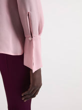 Charger l'image dans la galerie, Pink Lavallière Silk Shirt