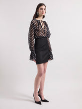 Charger l'image dans la galerie, Black Polka Dots Silk Blouse