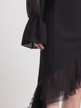 Charger l'image dans la galerie, Black Silk Blouse
