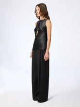 Load image into Gallery viewer, Black Halterneck Drapped Silk Satin Top