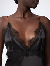 Charger l'image dans la galerie, Black V-Neck Silk Satin Top