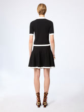 Charger l'image dans la galerie, Black Bicolour Cropped Polo