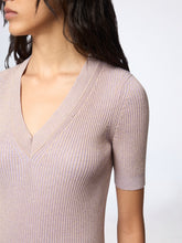 Cargar imagen en el visor de la galería, Blush V-Neck Knit Top