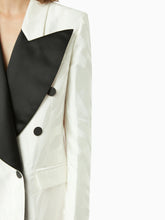 Load image into Gallery viewer, Oversized zebra-jacquard blazer in off white - Nina Ricci
