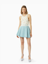 Charger l&#39;image dans la galerie, Mini denim flared skirt in light denim - Nina Ricci
