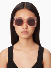 Load image into Gallery viewer, Precious square shiny transparent Sunglasses
