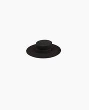 Load image into Gallery viewer, LARGE FELT WOOL BOATER IN BLACK - Nina Ricci
