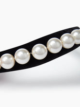 Charger l&#39;image dans la galerie, VELVET HEADBAND WITH PEARLS - NINA RICCI
