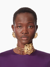 Charger l&#39;image dans la galerie, ROSE CHOKER NECKLACE IN GOLD - Nina Ricci
