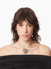 Cargar imagen en el visor de la galería, CUSHION HEART NECKLACE IN SILVER - Nina Ricci
