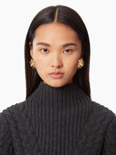 Load image into Gallery viewer, ROSE EARRINGS IN GOLD - Nina Ricci
