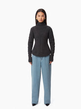 Cargar imagen en el visor de la galería, TURTLENECK SWEATER IN TWISTED WOOL IN GREY - Nina Ricci
