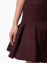 Charger l&#39;image dans la galerie, WOOL PEPLUM MIDI SKIRT IN RED - Nina Ricci
