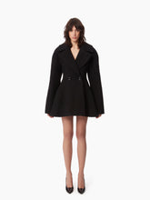 Cargar imagen en el visor de la galería, CINCHED WAIST COAT IN WOOL - NINA RICCI
