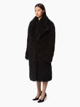 Charger l&#39;image dans la galerie, OVERSIZED COAT IN FAUX FUR - NINA RICCI
