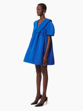 Charger l&#39;image dans la galerie, TAFFETA BABYDOLL DRESS IN BLUE - Nina Ricci
