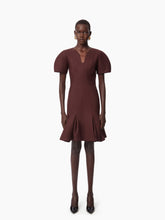 Charger l&#39;image dans la galerie, PEPLUM DRESS IN WOOL IN RED - Nina Ricci
