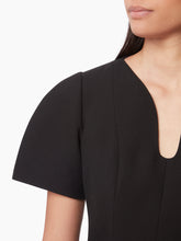 Charger l&#39;image dans la galerie, PEPLUM DRESS IN WOOL IN BLACK - Nina Ricci
