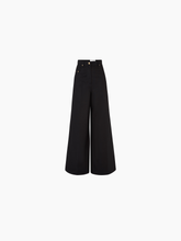 Cargar imagen en el visor de la galería, FLARED DENIM PANTS IN BLACK - Nina Ricci
