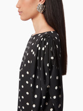 Cargar imagen en el visor de la galería, Blouse With Puff Sleeves in Black - Nina Ricci
