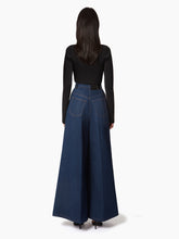 Cargar imagen en el visor de la galería, FLARED DENIM PANTS IN BLUE - Nina Ricci
