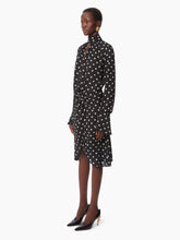 Cargar imagen en el visor de la galería, HIGH NECK MIDI DRESS IN BLACK - Nina Ricci
