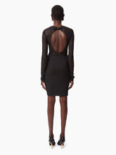 Cargar imagen en el visor de la galería, LACE BACKLESS TOP IN BLACK - Nina Ricci
