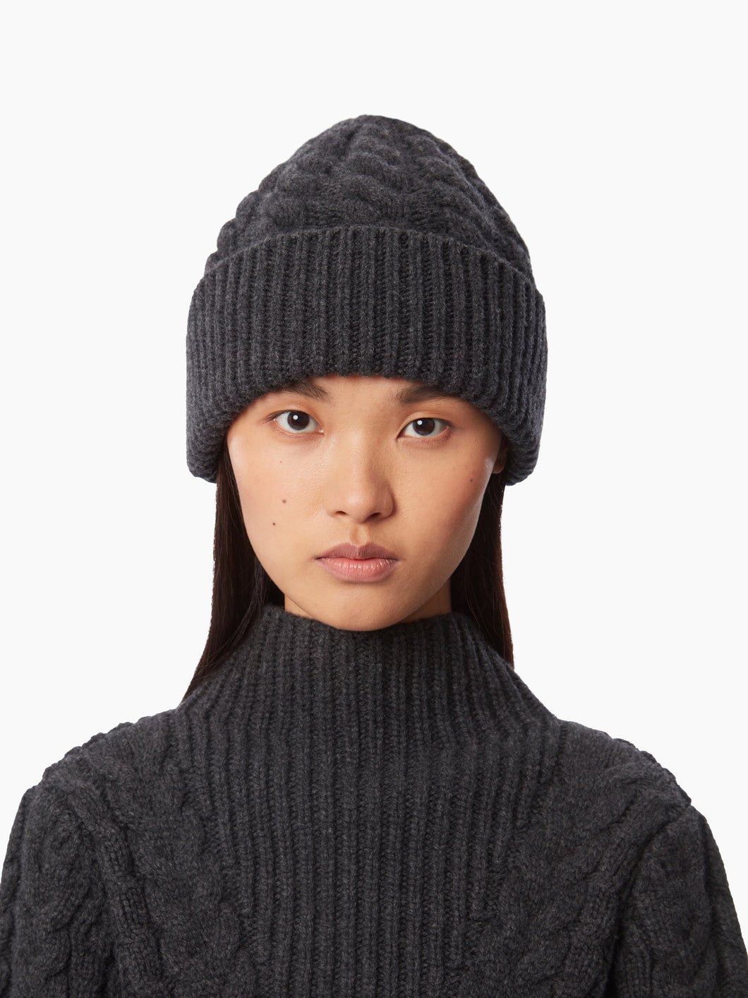 KNITTED WOOL BEANIE IN GREY - Nina Ricci