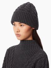 Charger l&#39;image dans la galerie, KNITTED WOOL BEANIE IN GREY - Nina Ricci
