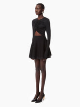 Charger l&#39;image dans la galerie, WOOL BLEND MINI FLARED SKIRT IN BLACK - Nina Ricci
