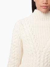 Charger l&#39;image dans la galerie, TURTLENECK SWEATER IN TWISTED WOOL IN BEIGE - Nina Ricci
