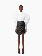 Cargar imagen en el visor de la galería, DRAPED SKIRT IN NAPPA LEATHER IN BLACK - Nina Ricci
