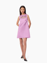 Charger l&#39;image dans la galerie, Satin trapeze dress in lilac - Nina Ricci
