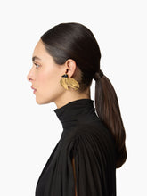 Load image into Gallery viewer, Dove Earrings
