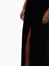 Charger l'image dans la galerie, Straight Velvet Skirt - Nina Ricci
