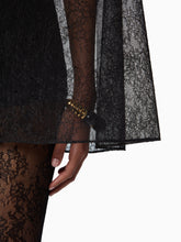 Cargar imagen en el visor de la galería, Lace Blazer-Inspired Cape - Nina Ricci
