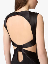 Charger l&#39;image dans la galerie, Open Back Wool Dress - Nina Ricci
