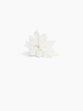 Load image into Gallery viewer, PAVOT FLOWER PIN - Nina Ricci
