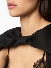 画像をギャラリービューアに読み込む, Wool Gabardine Cape - Nina Ricci
