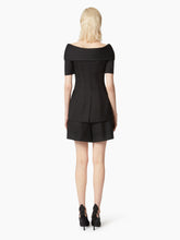 Load image into Gallery viewer, WIDE PLEATED SHORTS - Nina Ricci
