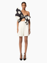 Load image into Gallery viewer, GIANT BOW TOP - Nina Ricci
