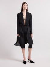 画像をギャラリービューアに読み込む, Black Jacquard Tail Coat
