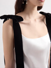 Charger l'image dans la galerie, Robe sirène crème en satin
