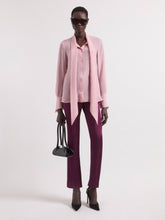 Charger l'image dans la galerie, Pink Lavallière Silk Shirt
