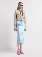 画像をギャラリービューアに読み込む, Leopard and Polka Dots Lavalliere Shirt
