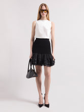 Charger l'image dans la galerie, Black Wool Skirt

